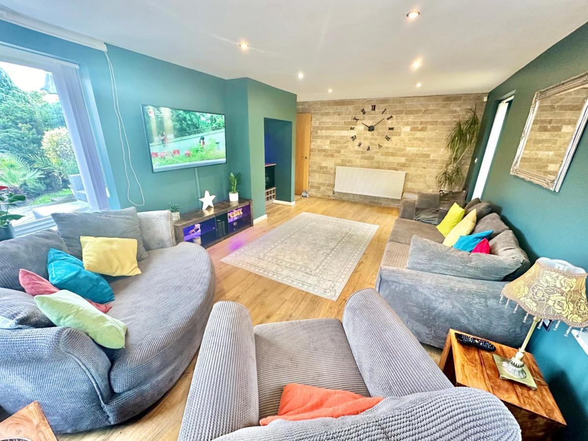 Ferienhaus Large Family With Hot Tub - Sky Sports - Water Bed - Free Parking